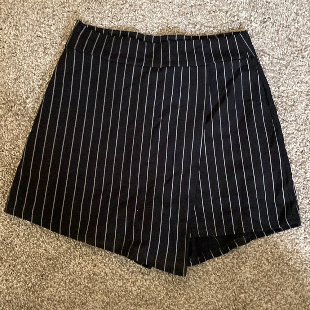 LuvLiz Skort